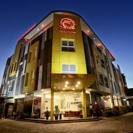 Dragon Inn Kendari Ngoại thất bức ảnh