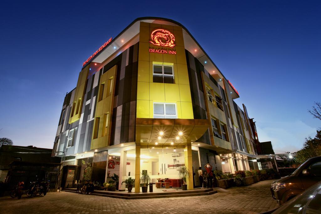 Dragon Inn Kendari Ngoại thất bức ảnh
