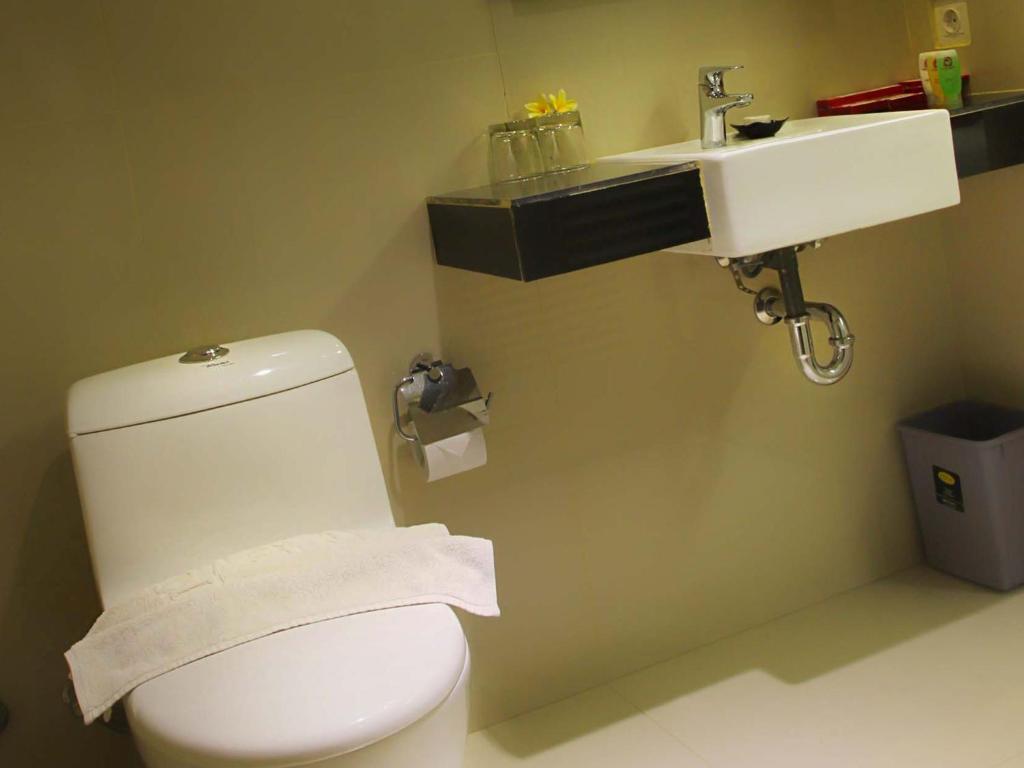 Dragon Inn Kendari Phòng bức ảnh
