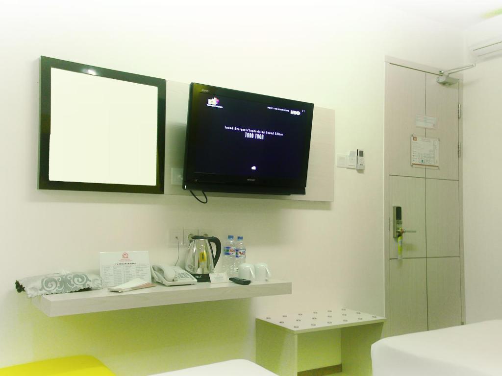 Dragon Inn Kendari Phòng bức ảnh