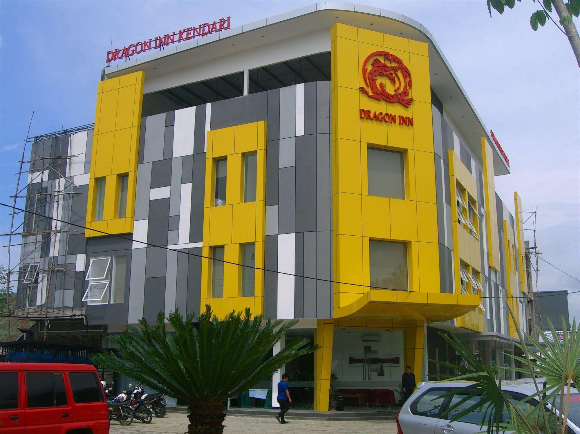 Dragon Inn Kendari Ngoại thất bức ảnh